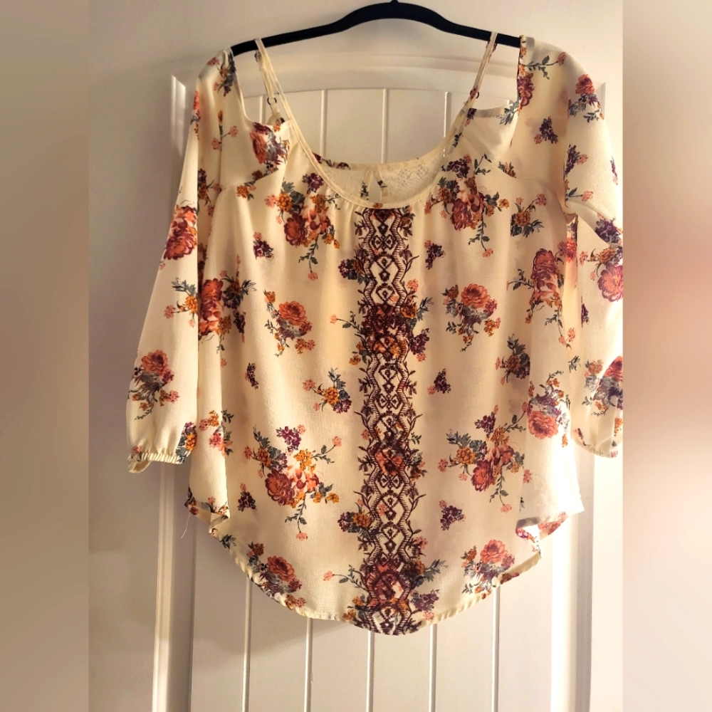 Cold Shoulder Summer Shirt.